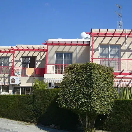 Santa Barbara Complex 아파트 레메소스