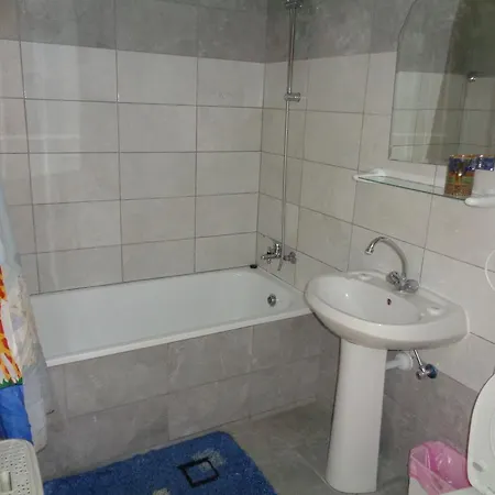 아파트 Santa Barbara Complex 레메소스